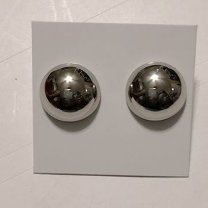 Women’s large stud earrings (for pierced ears)